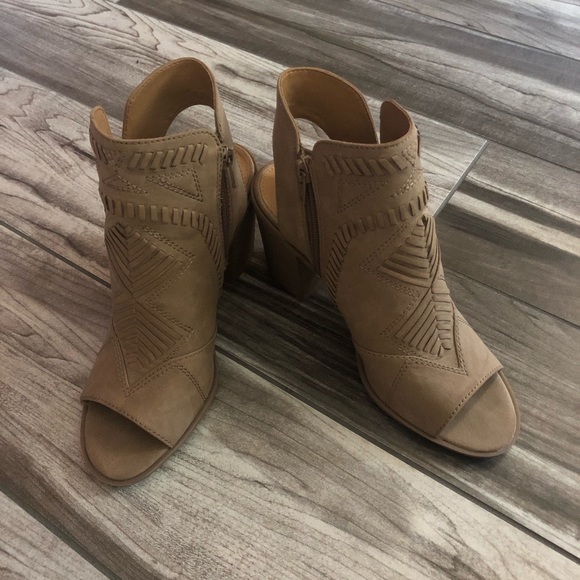 SOLD ON OFFER UP Open-toe ankle booties - Picture 4 of 8